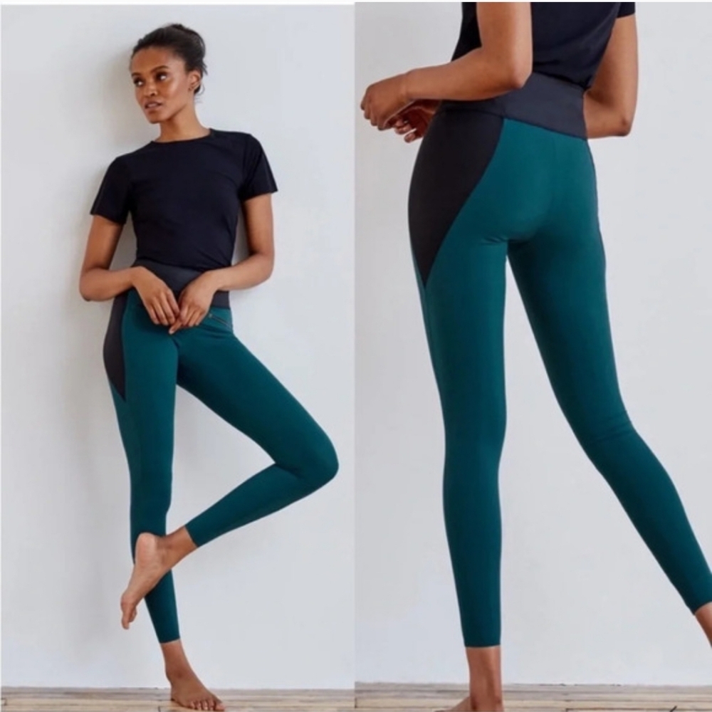 ADAY High-Rise Colorblock Leggings in Teal and Black